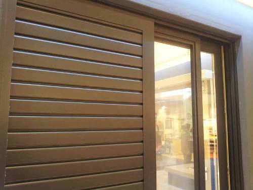 JVS Romania Schiebeläden